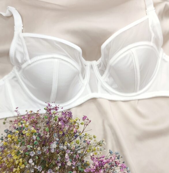 B/C dydžio balta Lilitte liemenėlė