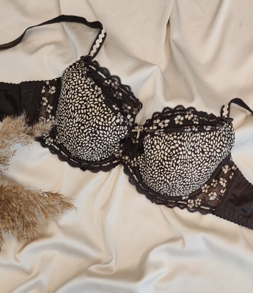 C dydžio Šokoladinė LM liemenėlė