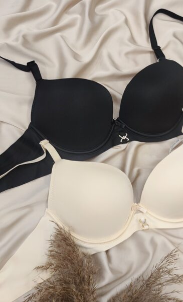 C dydis: gelsva liemenėlė besiūlė