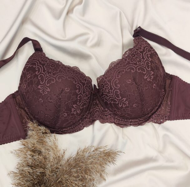 D dydžio liemenėlės