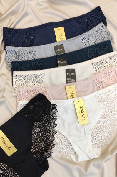 Nėriniuotos kelnaitės 2343